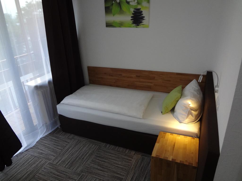 Hotel Mainbogen Оффенбах Экстерьер фото