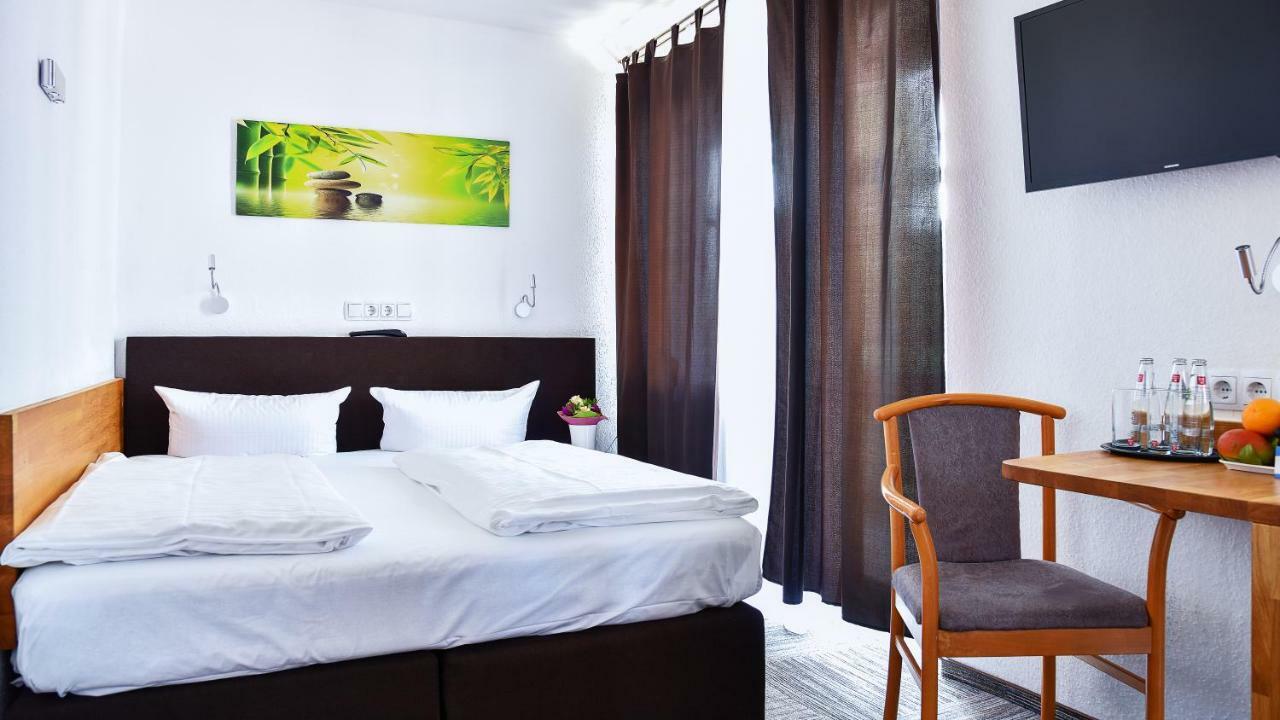 Hotel Mainbogen Оффенбах Экстерьер фото